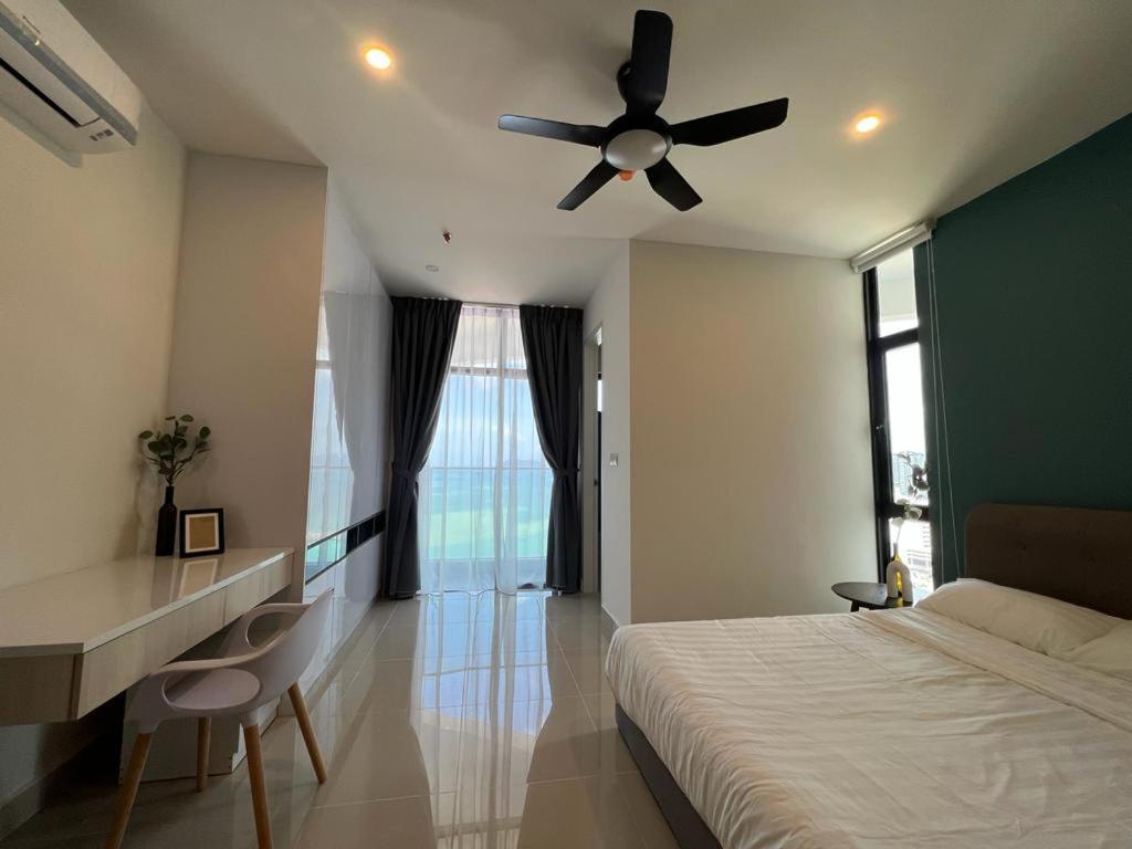Kota Kinabalu City Centre @ The Shore By Casa Yolo المظهر الخارجي الصورة
