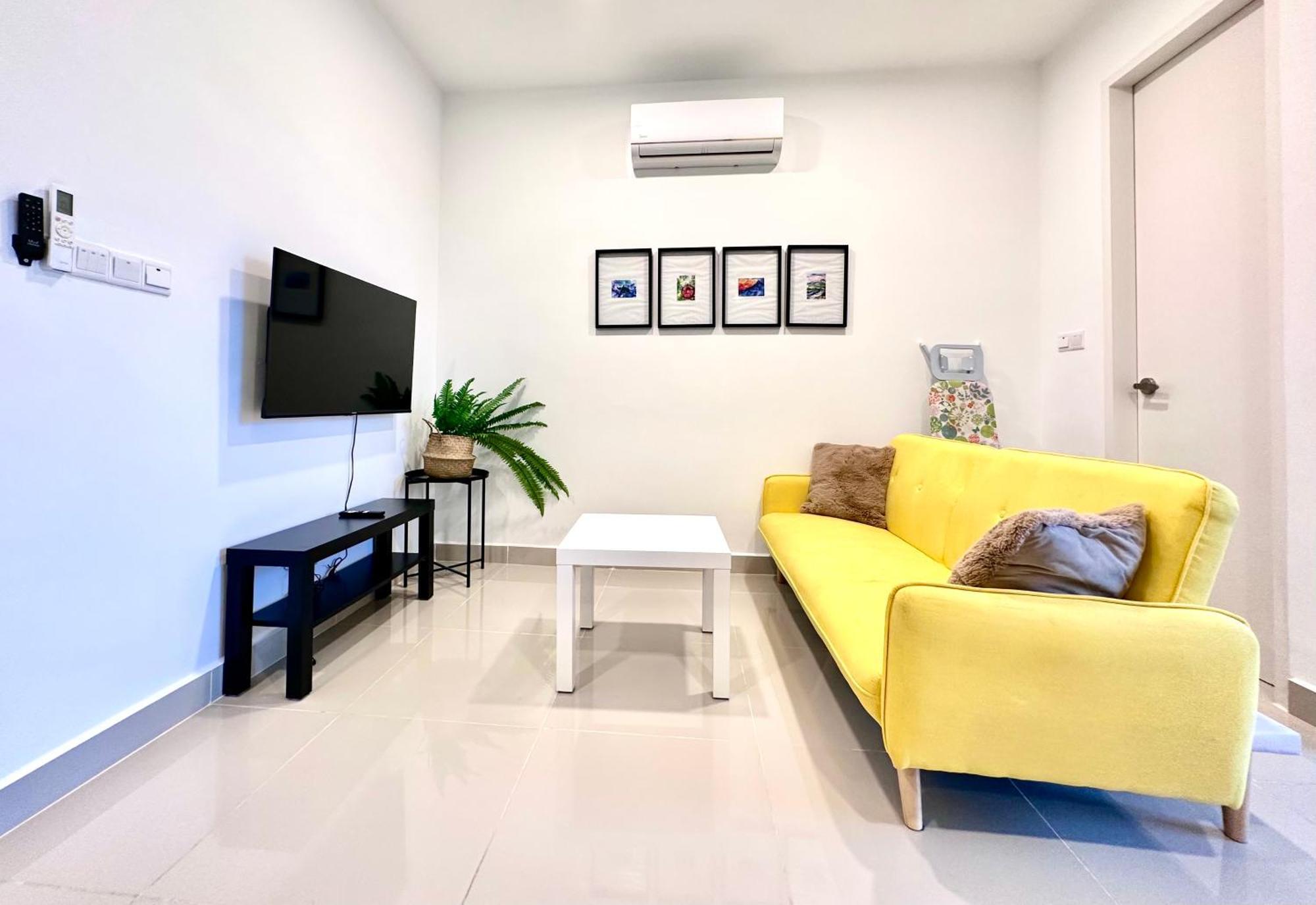 Kota Kinabalu City Centre @ The Shore By Casa Yolo المظهر الخارجي الصورة