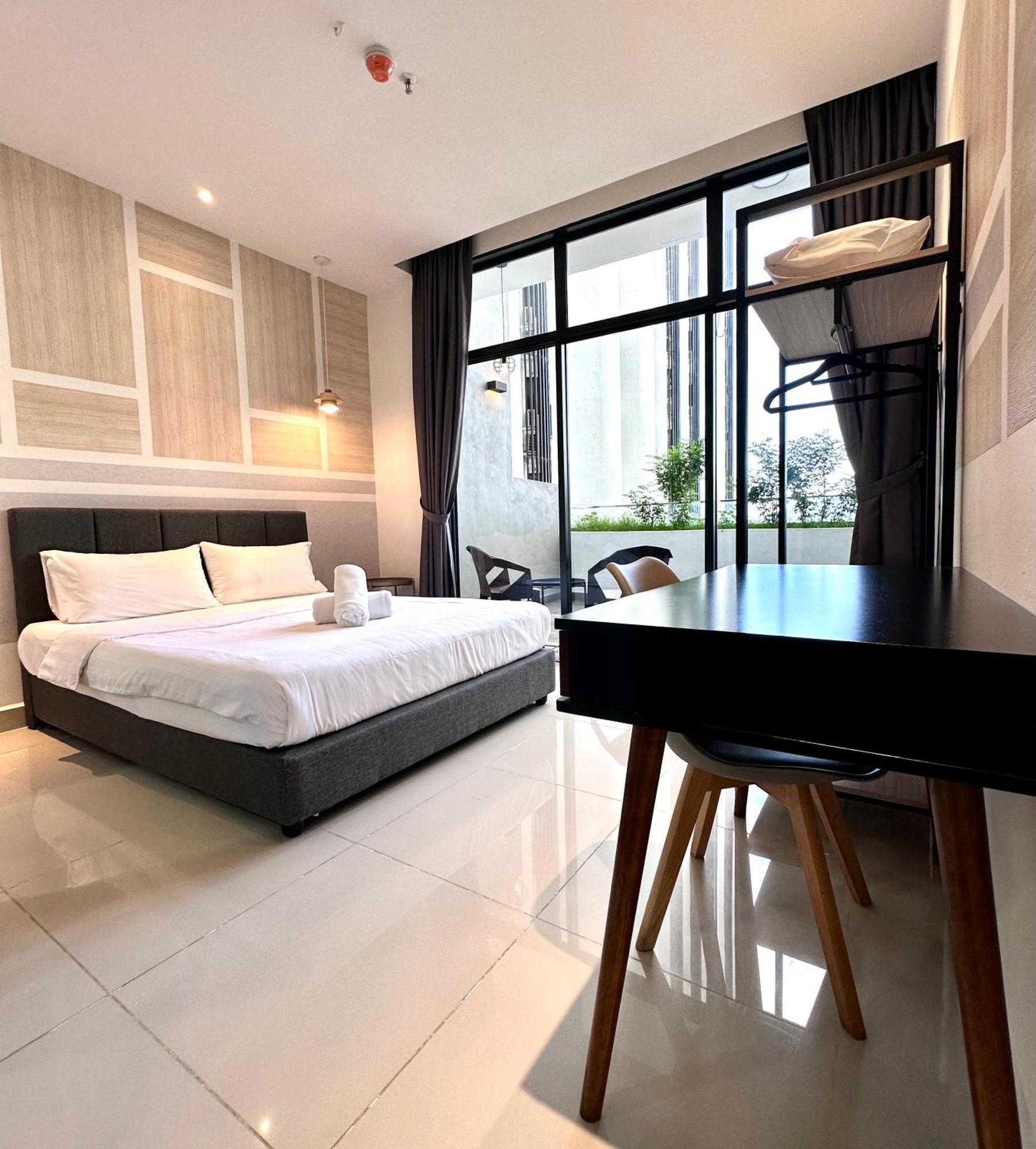 Kota Kinabalu City Centre @ The Shore By Casa Yolo المظهر الخارجي الصورة